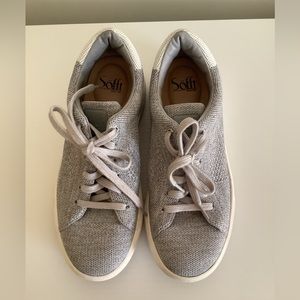 Women’s Sofft Sneaker, grey, size 8.5, gently worn once